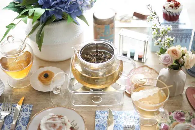 Alt view image 3 of 7 - 2-in-1 Tea Kettle/Tea Maker Heatproof Glass Teapot