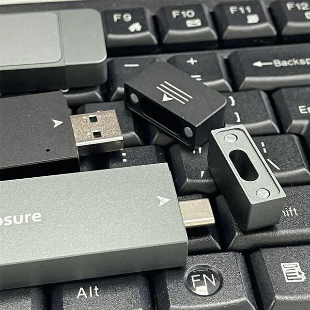 Alt view image 6 of 7 - Weastlinks Dual Protocol External USB3.1 Type-A Type-C M2 SATA NVME Enclosure NGFF M.2 to USB 3.1 SSD Adapter Adaptor RTL9210B Silver