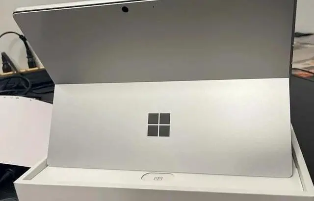 Alt view image 4 of 5 - Microsoft Surface Pro 11th Edition - 13" Touchscreen Tablet Snapdragon  X Plus 3.41GHz 16GB RAM 256GB SSD - Windows 11 Home