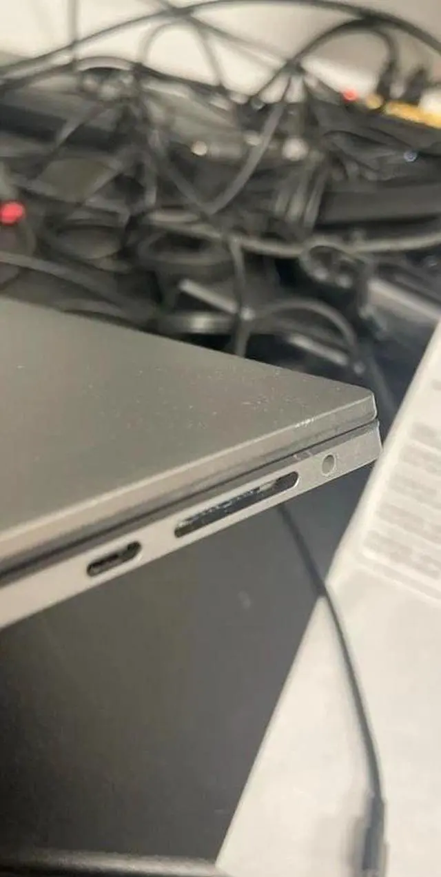 Alt view image 4 of 4 - Dell Precision 5570 - 16" FHD+ Laptop Intel Core i7-12700H 2.3GHz 32GB RAM 512GB SSD NVIDIA RTX A2000 8GB - Windows 11 Pro