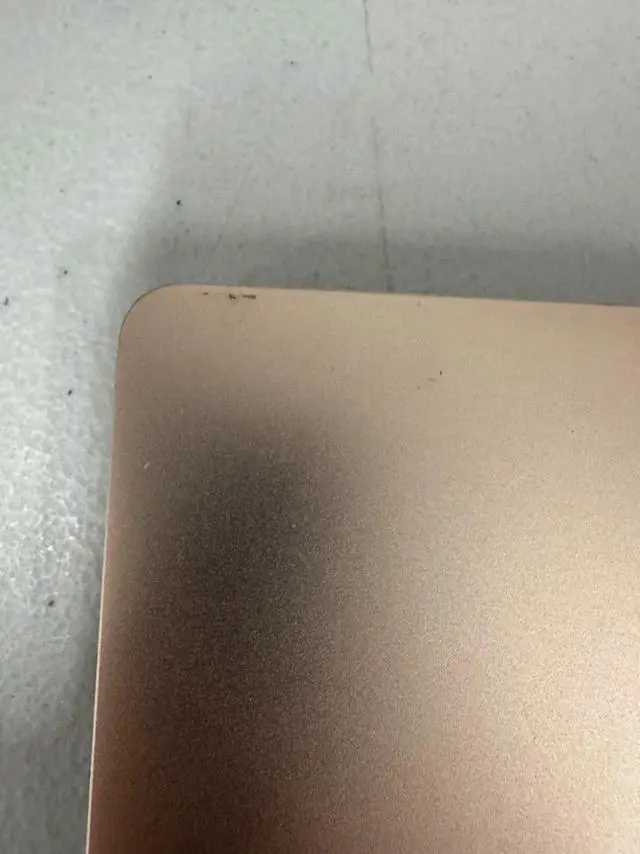 Alt view image 6 of 7 - Dell XPS 13 9370 - 13.3 FHD Laptop Intel Core i5-8250U 1.60GHz 4GB RAM 128GB SSD Intel UHD Graphics 620 - Windows 10 Home