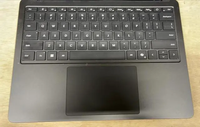 Alt view image 2 of 7 - Microsoft Surface Laptop 7th Edition 2107 - 13.8" PixelSense Touchscreen Display, Intel Core Ultra 5 236V 2.1GHz, 16GB RAM, 512GB SSD, Intel Arc 130V GPU, Windows 11 Pro