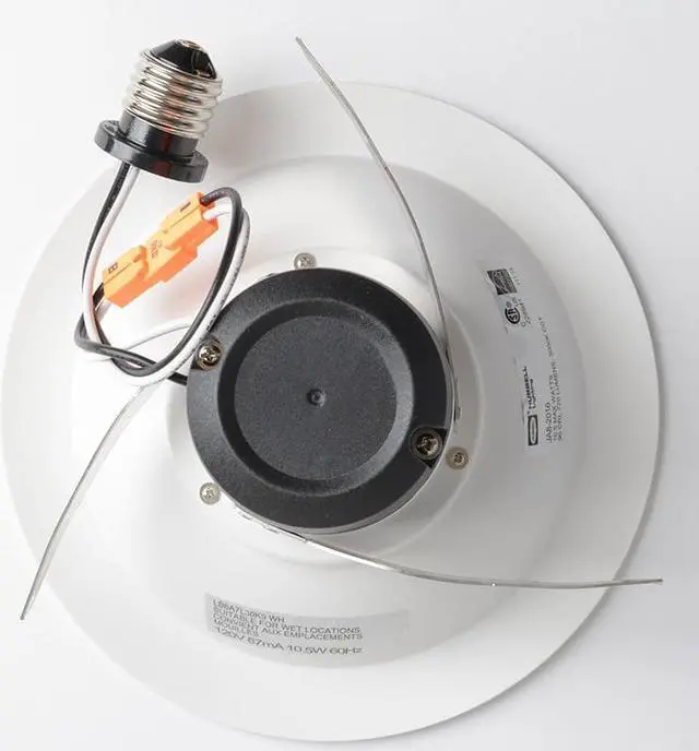 Alt view image 2 of 7 - (case of 4) Prescolite LB6A7L27K9 LiteBox 6 inch round LED Downlight and Retrofit Trim, 2700K, 700 Lumens, 10 watts, dimmable, white trim, recessed lighting LED