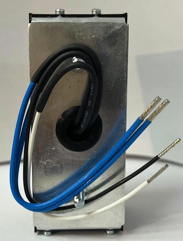 Alt view image 2 of 4 - GE LighTech 66955 LET-75-AC-277-R-BF, Halogen Transformer 75 watt electronic transformer, 12V, 277V input, bottom feed