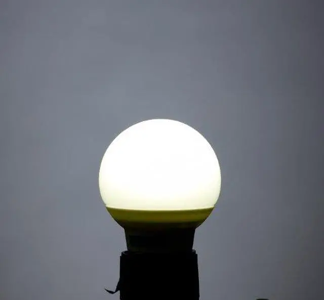 Alt view image 4 of 4 - (4 bulbs) GE Lighting Energy Smart LED 1.8-Watt (15-watt replacement) 75-Lumen G16.5 Light Bulb with Medium Base