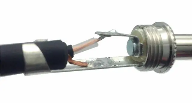 Alt view image 4 of 5 - REGGAE Designer Series Guitar Cables - 1/4" Straight to Right Angle