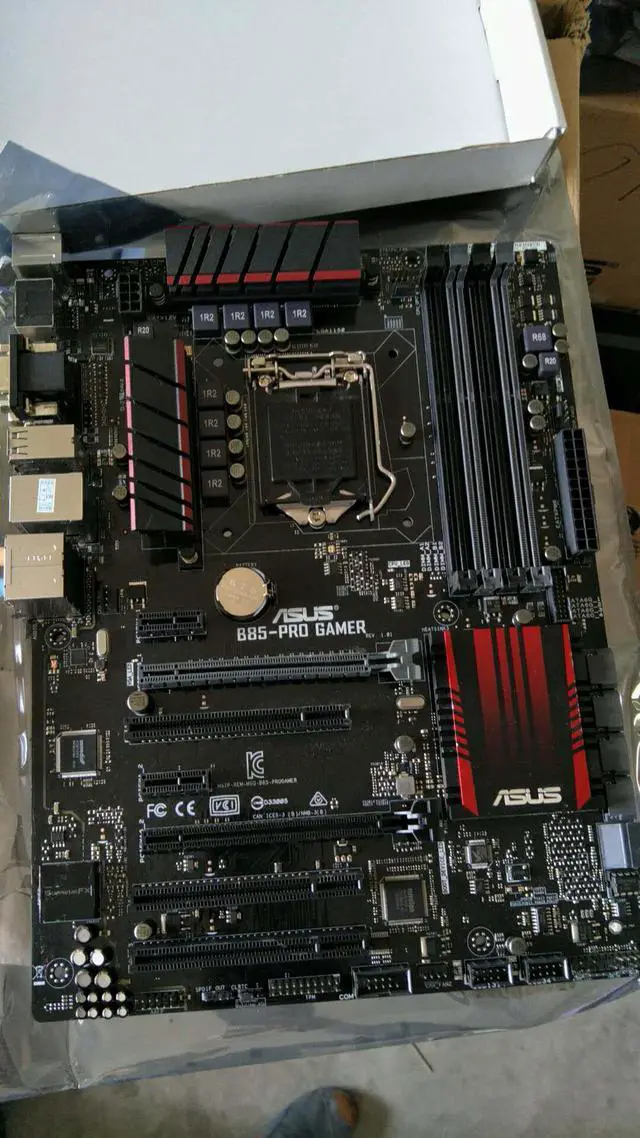 Alt view image 3 of 4 - ROG B85-PRO GAMER Desktop Motherboard - Intel B85 Express Chipset - Socket H3 LGA-1150