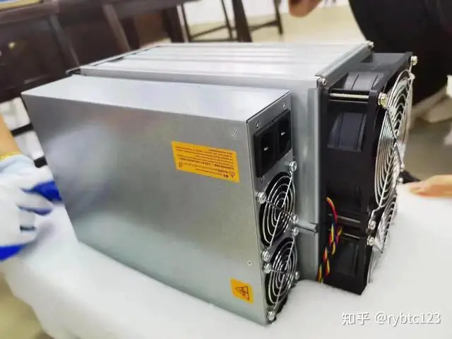 Alt view image 2 of 5 - Blackminer L1 4900MH/s 3450W (DOGE/LTC minier) Much Cheaper than Antminer L7 with PSU