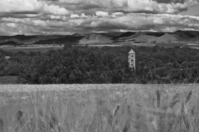 Alt view image 4 of 9 - Cokin Z-Pro Series 001 Yellow Resin 100 x 100mm (4 x 4") Filter