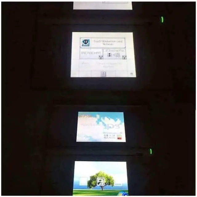 Alt view image 3 of 3 - WiFi R4I-SDHC 3DS RTS Flash Card Kit for NDS, NDSL, NDSI, 3DS, 3DSLL, NEW 3DSLL