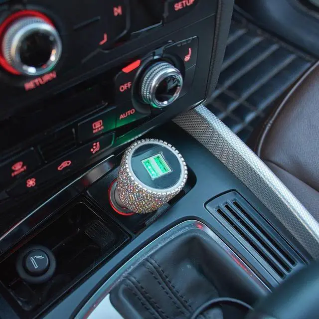 Alt view image 4 of 4 - Cargador de teléfono móvil con 2 puertos USB, mechero de coche, 3.1A, rápido, para iPhone, tableta, cargador de coche