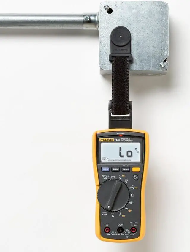 Alt view image 4 of 4 - Fluke 117C HAVC VoltAlert Backlight Digital Multimeter 117 True RMS