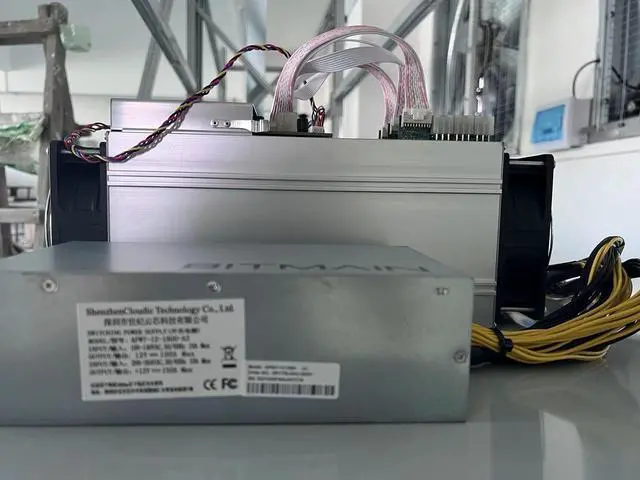Alt view image 6 of 7 - NEW Arrival Bitmain Bitcoin Miner Antminer S9i 14TH/s BTC BCH Mining Machine with PSU Power Supply ASIC SHA-256 14.5T Miner Better Than Antminer S9 S9J 13.5T 13T T9+ S11