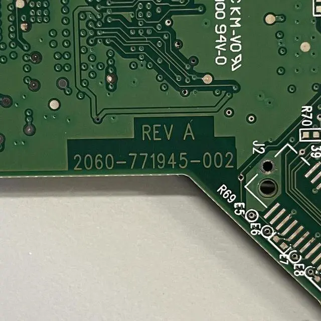 Alt view image 4 of 5 - 4TB SATA HDD PCB Board 2060-771945-002 DCM: HANNNT2CAB