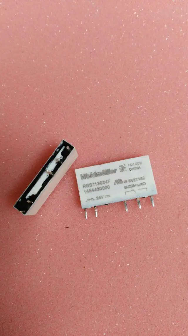 Main image of WEIDMULLER Relays WEIDMULLER RSS113024F 5 pin new authentic 24VDC 6A