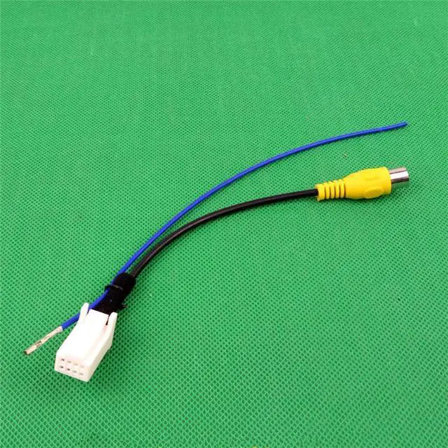 Main image of Yingshan Reverse Rear Camera Video Plug Converter Cable Adapter Kit 8-Pin For Subaru