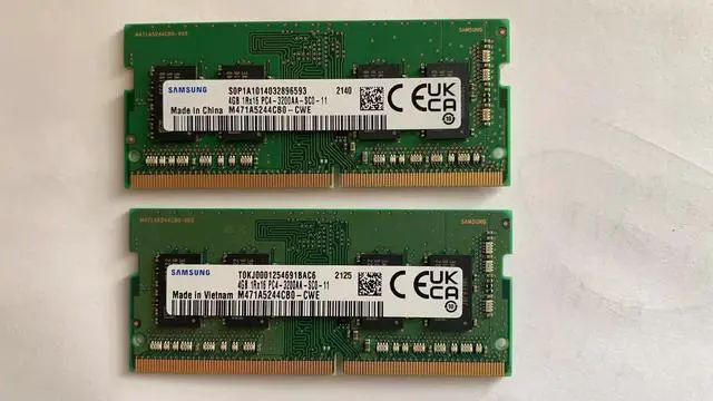 Main image of SAMSUNG 4GB x 2 DDR4 260-PIN 2666 MHz M471A5244CB0-CWE 1R X 16 RAM for Laptop 2 Count