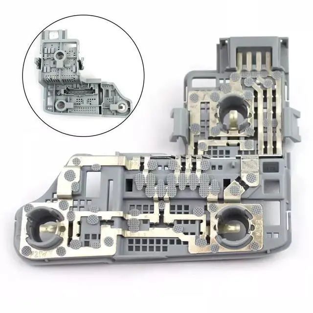 Alt view image 3 of 5 - Paiying 1x Rear Right Tail Light Bulb Holder A2048202577 For Benz C Class W204 2012-2014