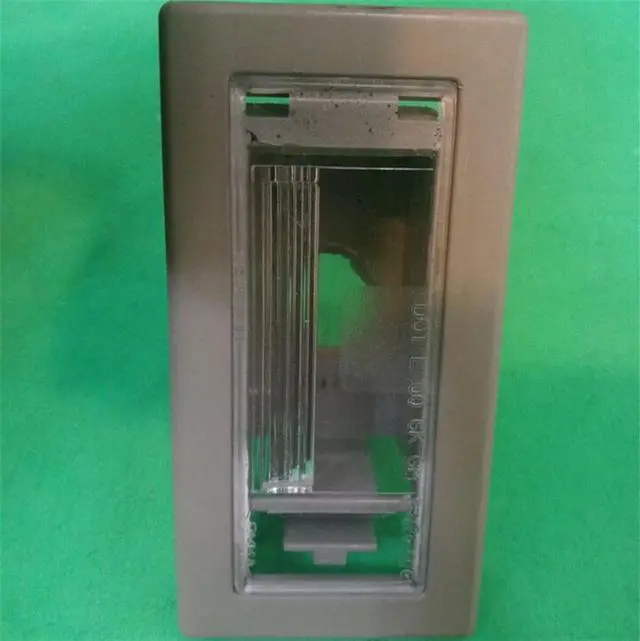 Main image of Yingshan Rear Deck Lid License Plate Light Lamp  For 00-05 Deville Seville 25714695