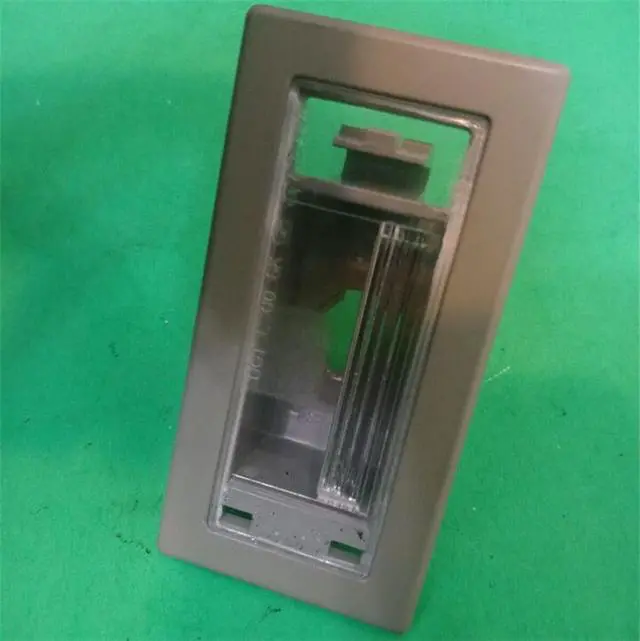 Alt view image 2 of 5 - Yingshan Rear Deck Lid License Plate Light Lamp  For 00-05 Deville Seville 25714695