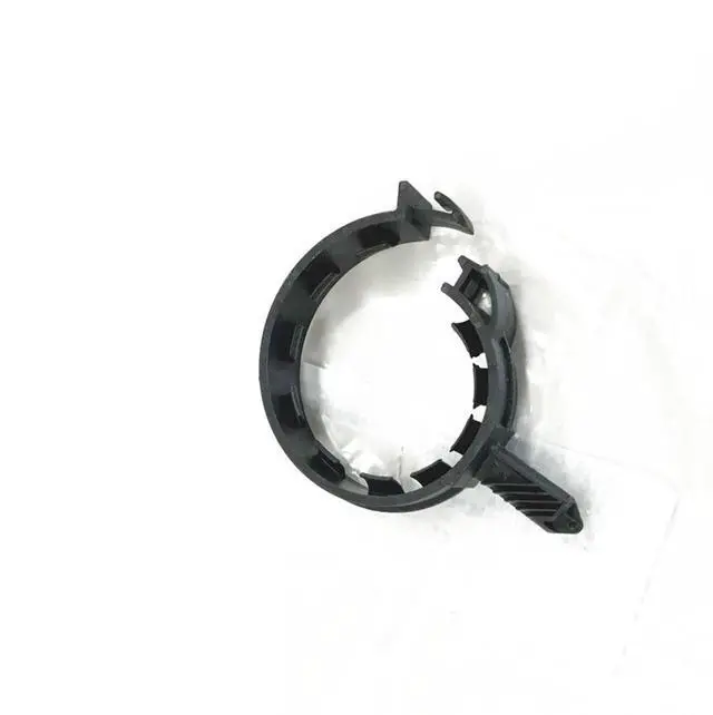 Alt view image 5 of 5 - Yingshan upper radiator hose center Clip Retainer  15159494  For 2005 Chevrolet Silverado