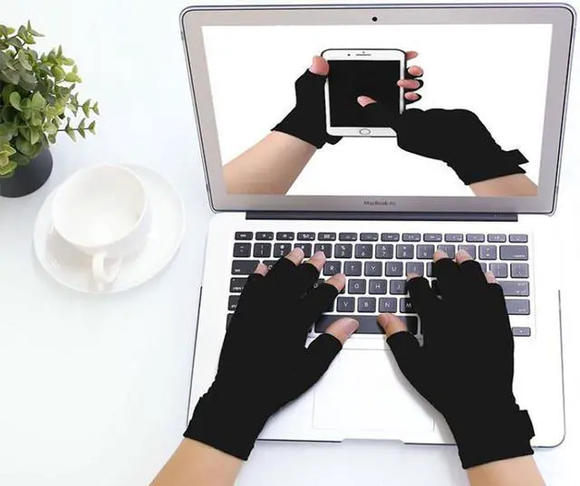 Alt view image 3 of 7 - Compression Arthritis Gloves, Black - S