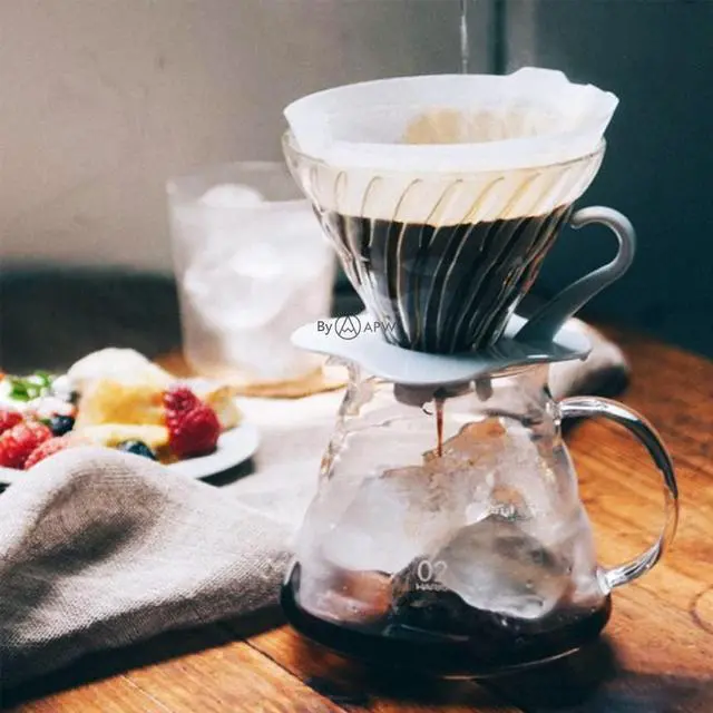 Alt view image 6 of 6 - HARIO V60 Coffee Dripper Set01 | Glass Server + Ceramic Dripper + Filters | White