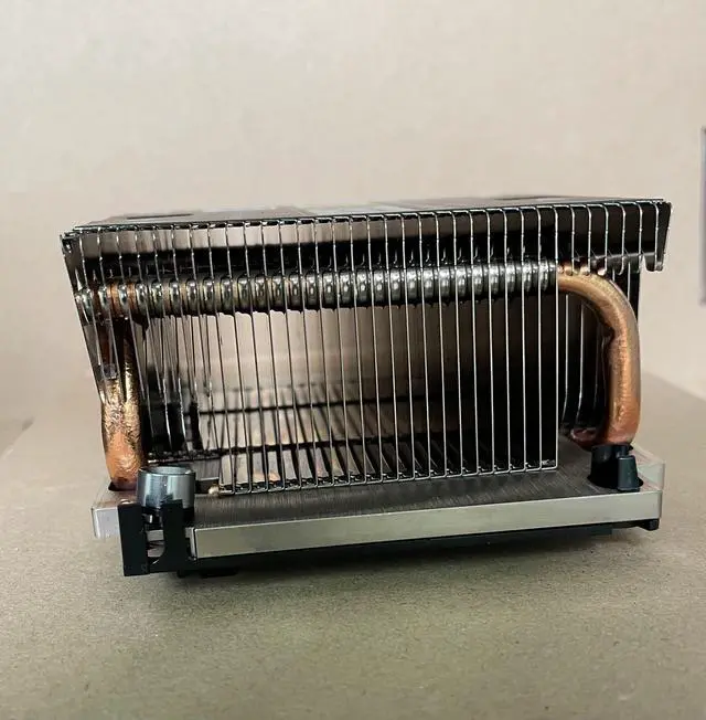 Alt view image 3 of 4 - HPE 873081-001 Synergy 480 Gen10 front heatsink 871313-001 874086-001