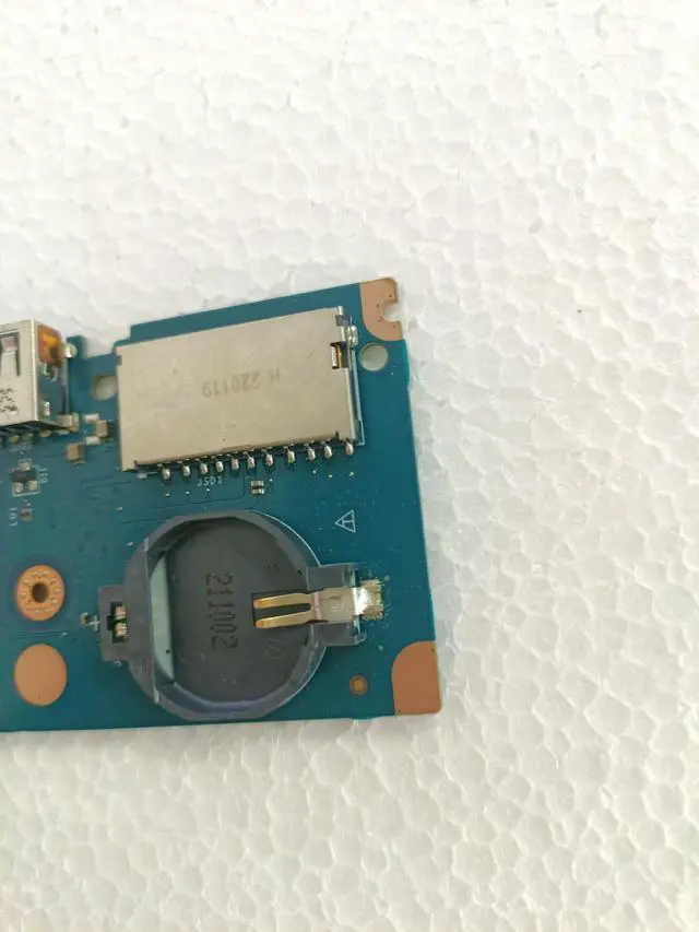 Alt view image 3 of 4 - USB SD CMOS Board for Inspiron 15 5593 5493 3401 3501 FDI45 LS-G718P 05PJRM