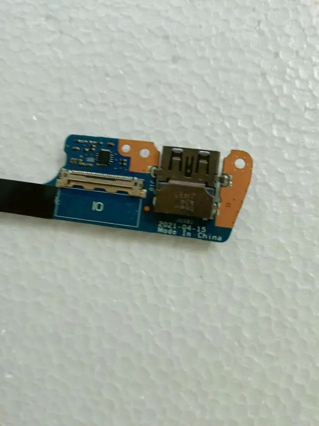 Alt view image 3 of 4 - LS-K472P for  X15 R1 R2 Laptop GDS50 I/O SD Card Reader USB Board