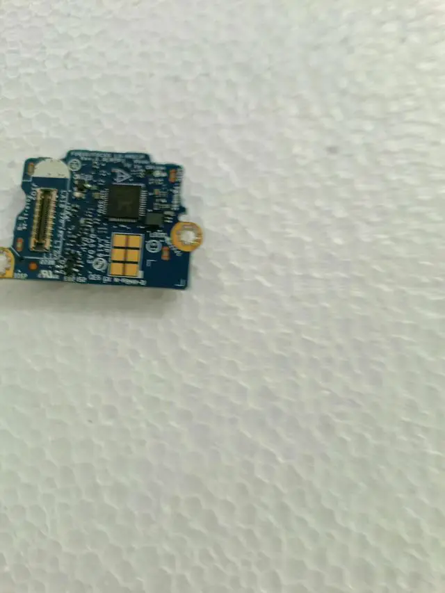 Alt view image 3 of 4 - for XPS 15 9500 Precision 5550 SD Card Reader IO Circuit Board H2HGT 0H2HGT LS-H821P