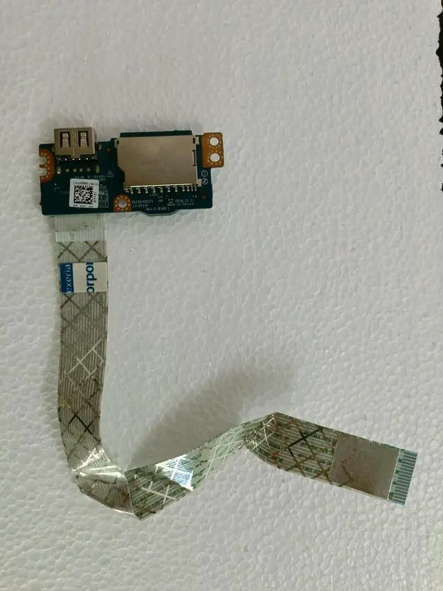 Main image of For Inspiron 3482 3581 15-3000 3583 3593 3590 P75F 3780 3793 P35E Laptop USB Card Reader Board W Cable LS-G711P Notebook