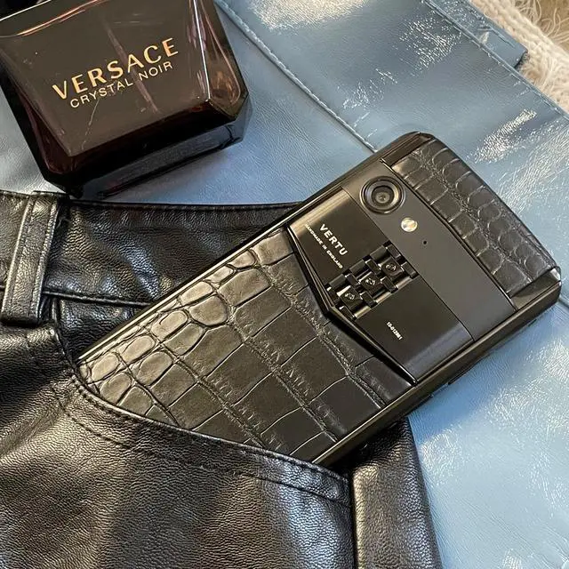 Alt view image 5 of 5 - Vertu ASTER P Gothic Unlocked Android Smartphone,6G+128G,Titanium Alloy Frame & Sapphire Crystal Screen,Alligator Leather Craft Black