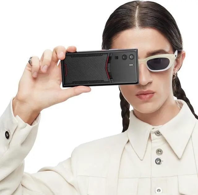 Alt view image 4 of 6 - VERTU METAVERTU Carbon Fiber 5G Phone, Secure Encrypted Unlocked Smartphone with Vshot NFT 64MP Camera Dual Nano-Sim Luxury os & Web3.0 os 12G RAM + 512G ROM + 10T IPFS Storage Glossy