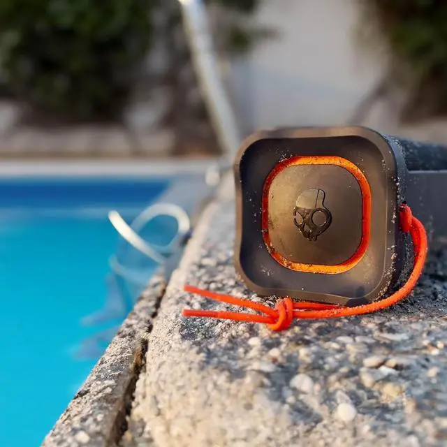 Alt view image 7 of 7 - Skullcandy Terrain XT - Medium Compact Tough Wireless Speaker - Light Grey