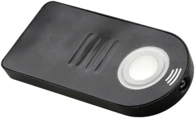 Alt view image 4 of 4 - Remote Control for Nikon D60 D600 D610 D70 D70s D7000 D7100 D7200 D750 D80 D90
