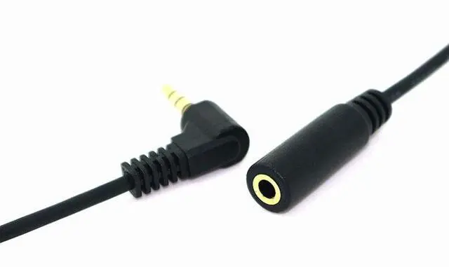 Main image of Generic 1pcs Kurze 30CM 3,5 MM Stecker Auf Stecker 90 Grad Rechts Abgewinkelt Aux Audio Kabel Linie