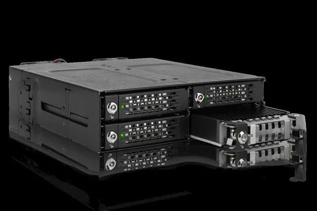 Alt view image 7 of 7 - Icy Dock MB720MK-B | 4 x M.2 NVMe SSD PCIe 4.0 Mobile Rack for 5.25" Bay with 4x OcuLink (not support Tri-mode) | Tough Armor