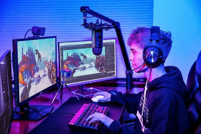 Alt view image 4 of 5 - Blue Microphones Compass Premium Tube-Style Microphone Broadcast Boom Arm with Internal Springs, Desktop Clamp and Built-in Cable Management for Recording, Gaming, Streaming, Podcasting - Black