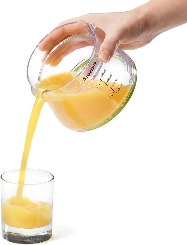 Alt view image 5 of 5 - Starfrit Easy Juicer - Crank-Operated Citrus Juicer - 2-Cup Capacity - Stable base - Green