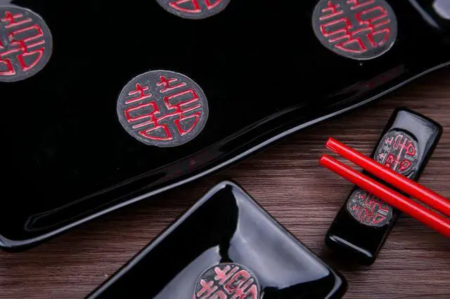 Alt view image 3 of 4 - 4 Pcs Japanese Sushi Plate Dinnerware Set Black With Chinese Double Happiness Design
