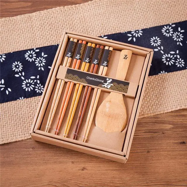Alt view image 2 of 4 - 5 Pairs Natural Wood Chopsticks and 1 Moso Bamboo Rice Paddle Gift Set