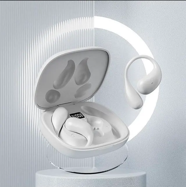 Alt view image 4 of 4 - The X32 over-ear Bluetooth headphones are painless to wear, suitable for single-ear sports calls, long battery life, and do not require the headphones to be inserted