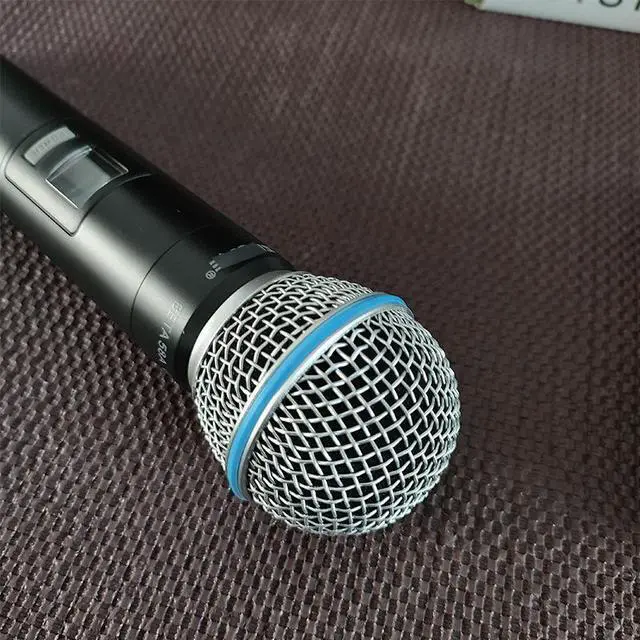 Alt view image 4 of 5 - GLXD4 two-in-one wireless microphone Beta58A for stage performances and singing with SM58 handheld microphone
