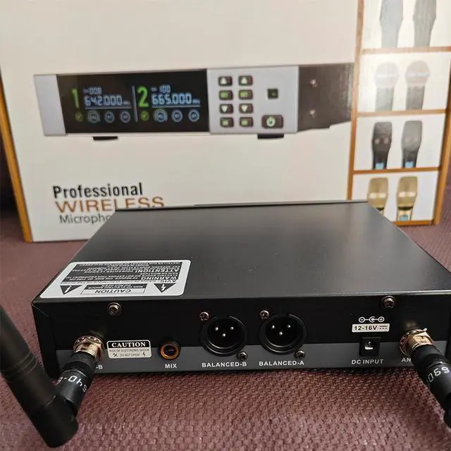 Alt view image 5 of 5 - BLX88S wireless microphone - one for two-stage performance singing in a church Beta 58A microphone