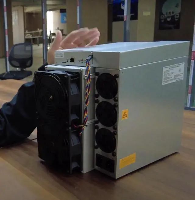 Alt view image 4 of 7 - Bitmain L7 8800Mh/s Scrypt Algorithm Asicr L7 8.8gh Antminer L7 Dogecoin/LTC Mining Master