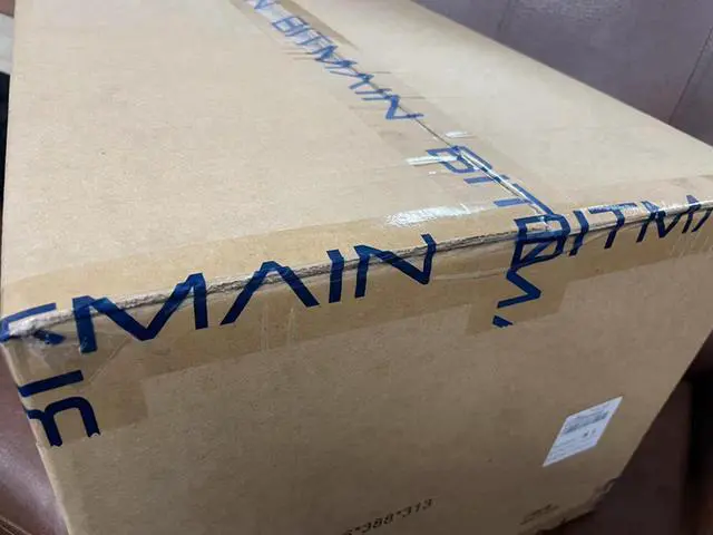 Alt view image 7 of 7 - Bitmain Antminer L7 8500 MH/s 3250W Litecoin Dogecoin Asic Miner Miner Machine