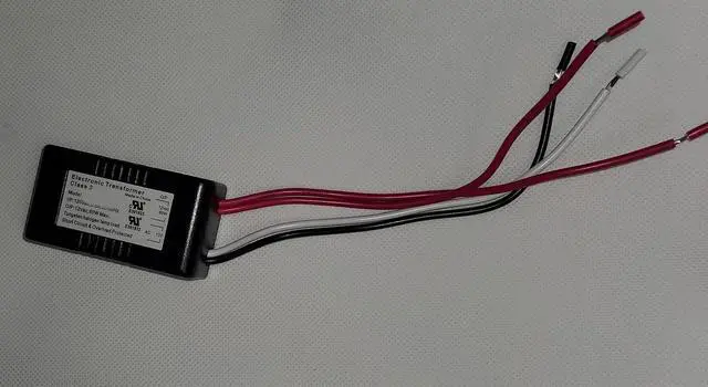 Alt view image 2 of 6 - Halogen/Xenon Electronic Transformer 60 Watt Max output 120 Volt Input / 12 Volt Out Put Potted Transformer