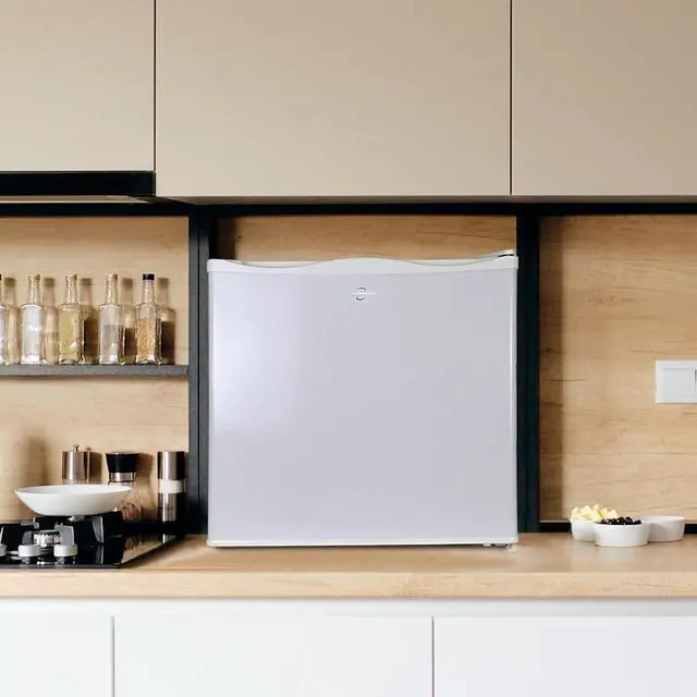 Alt view image 2 of 7 - Koolatron 1.2 Cubic Feet Capacity White Upright freezer - 1 wired shelf, Garage Ready, Meat Storage, Manual Defrost, Space Saving, Congelador For Home, Apartment, Basement, Dorm, Room