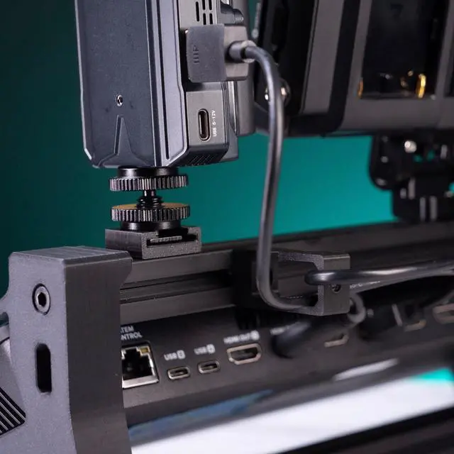 Alt view image 3 of 4 - PepperTech Digital INUX3D PK1 Pro Streamer AX Stand Bundle for ATEM Mini Extreme (Black)